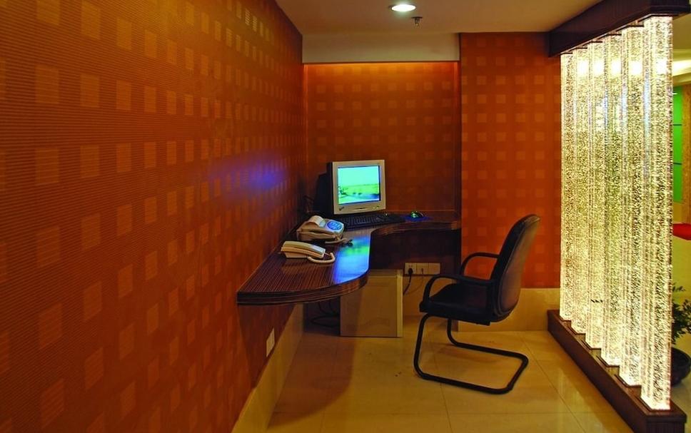 Business center Photo