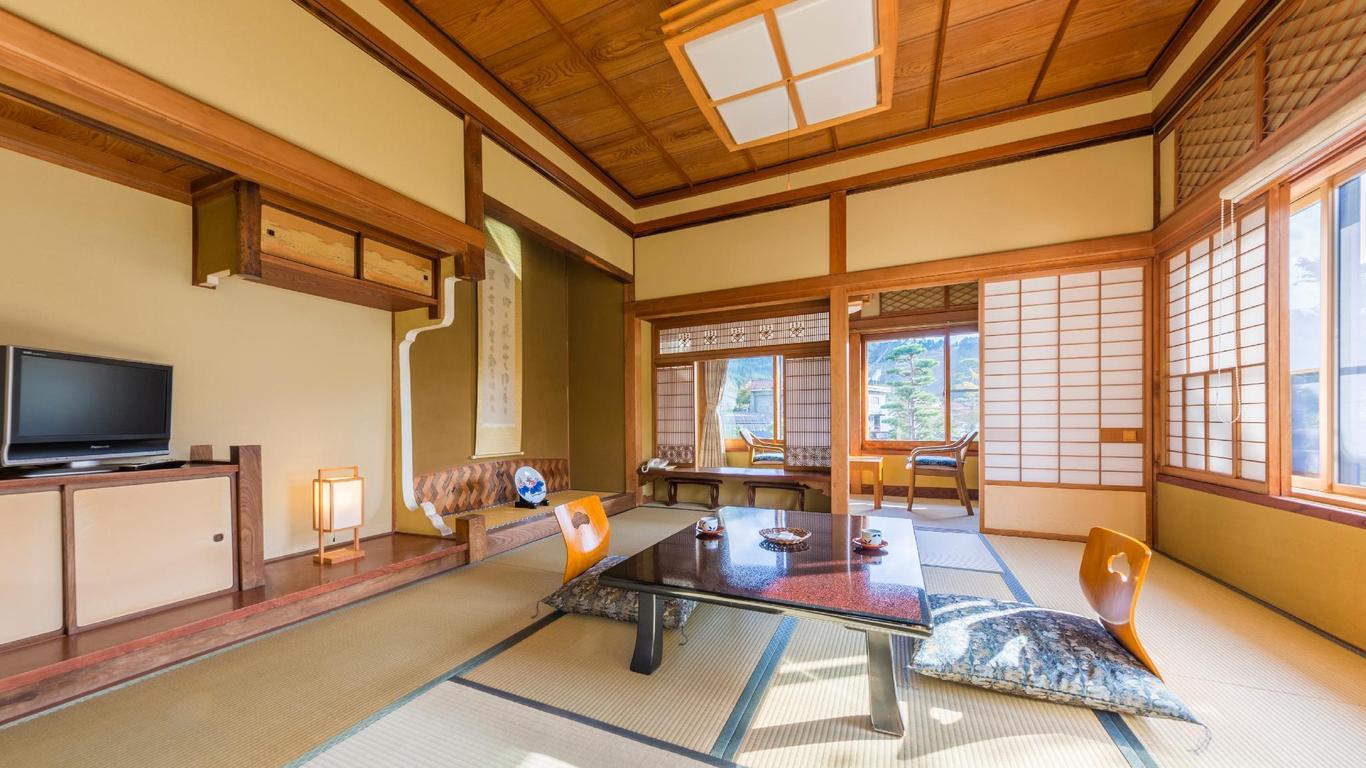 Nozawa Onsen Kiriya Ryokan