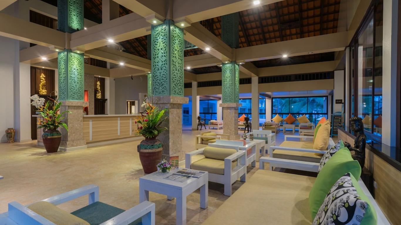 The Briza Beach Resort Khaolak