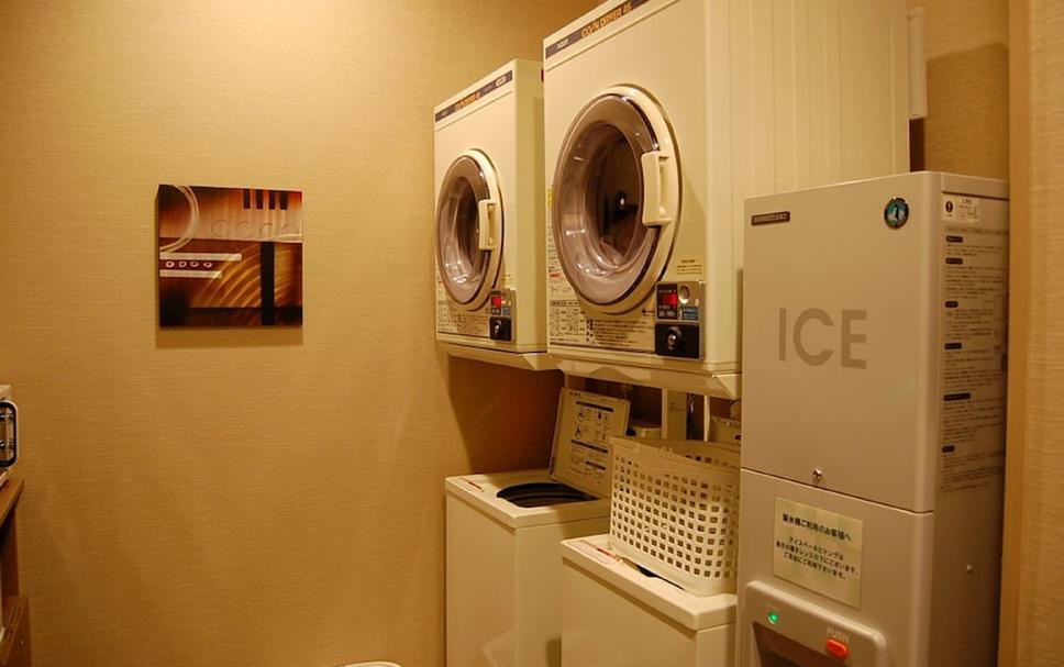 Laundry facility Photo