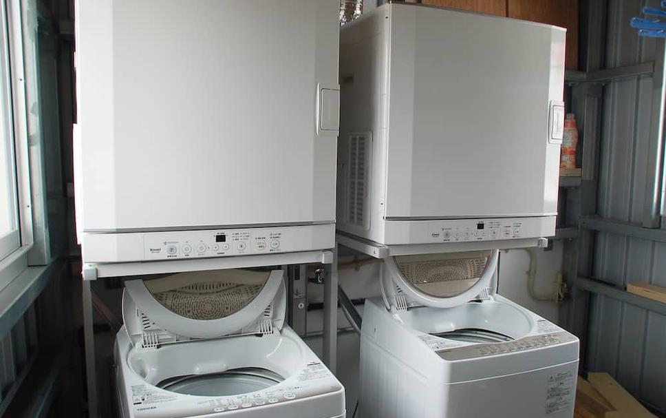 Laundry facility Photo