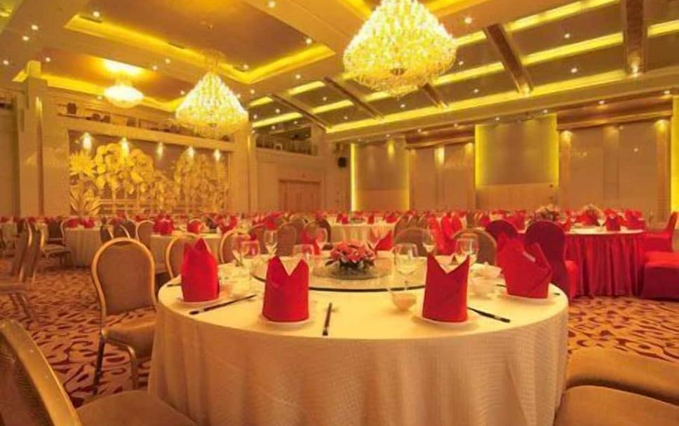 Banquet hall Photo