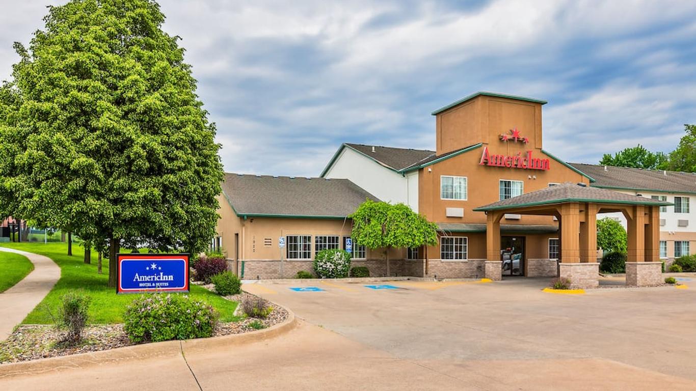 AmericInn by Wyndham Des Moines Airport