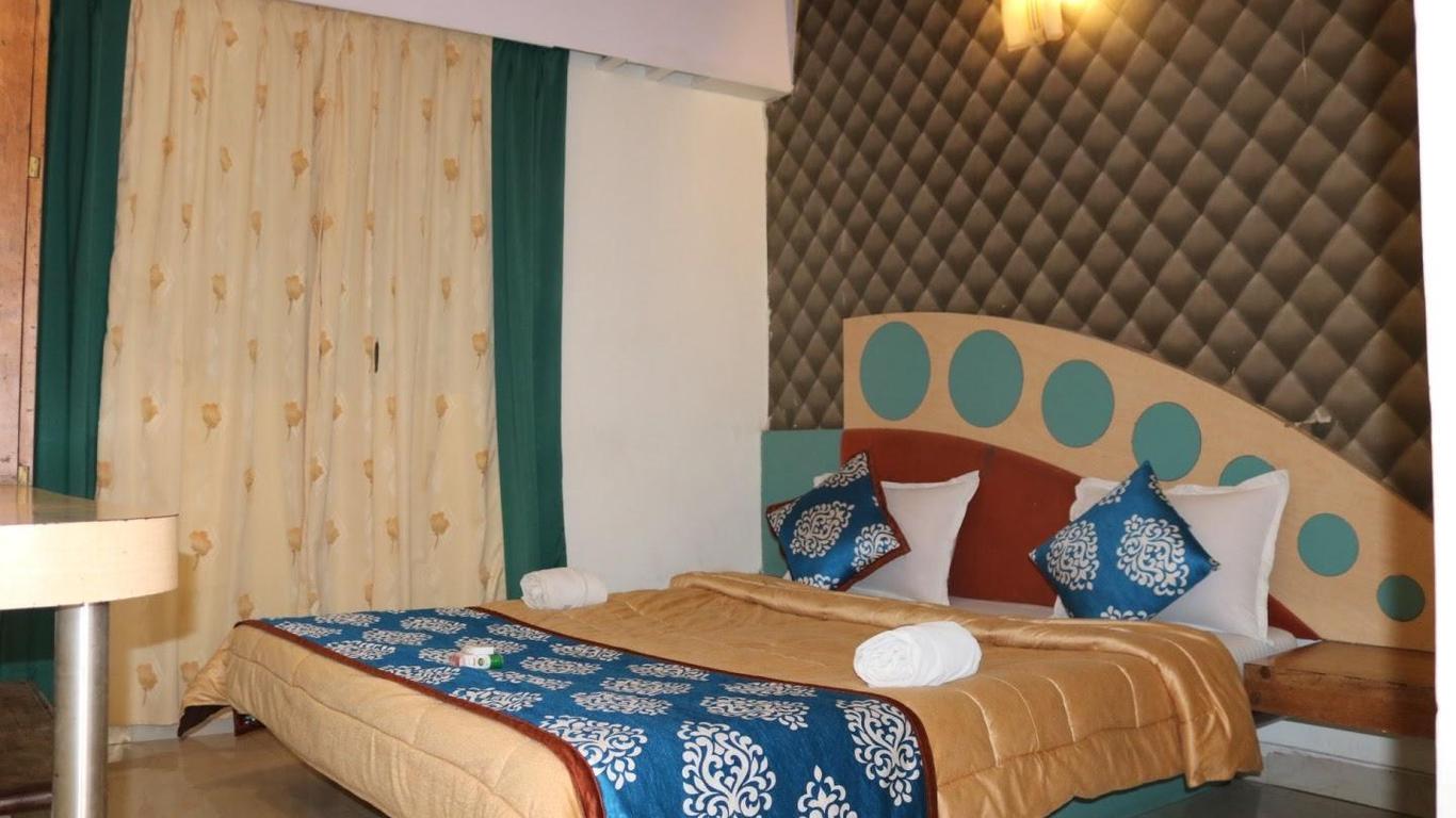 Hotel Sai Raj Residency