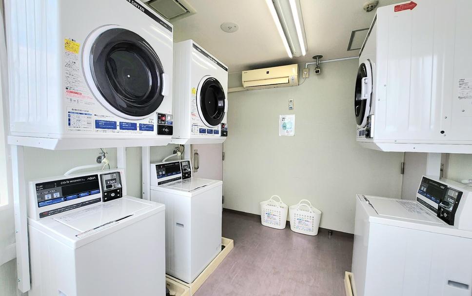 Laundry facility Photo