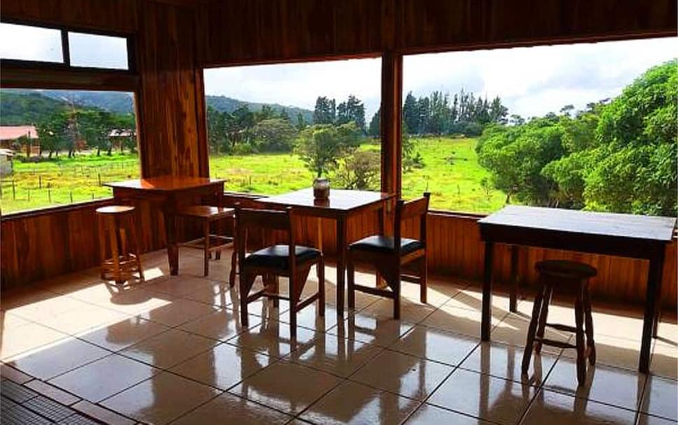 Dining room Photo