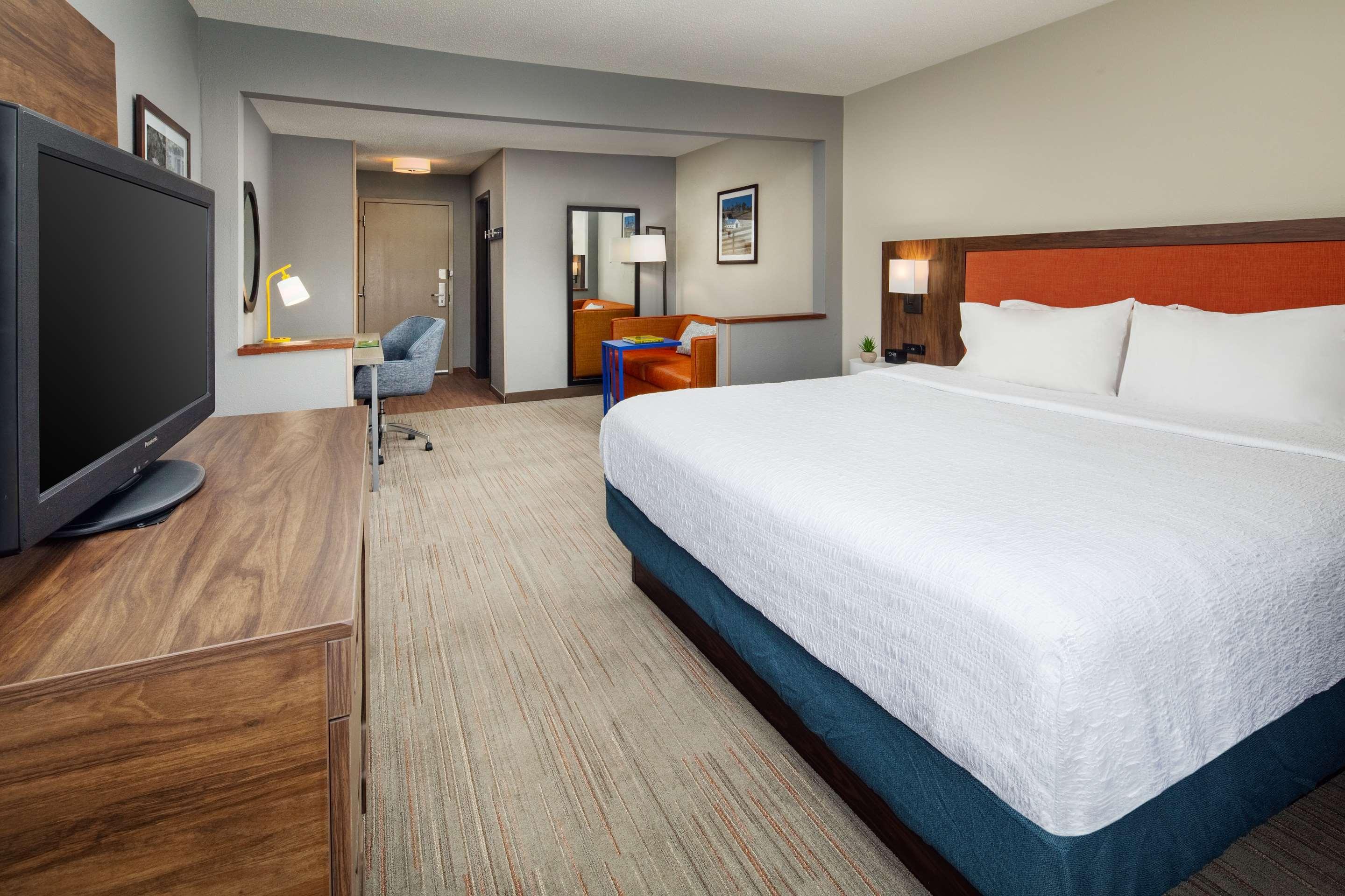 Hampton Inn Lexington South from 5 037. Lexington Hotel Deals