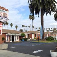 Oceanside Inn & Suites