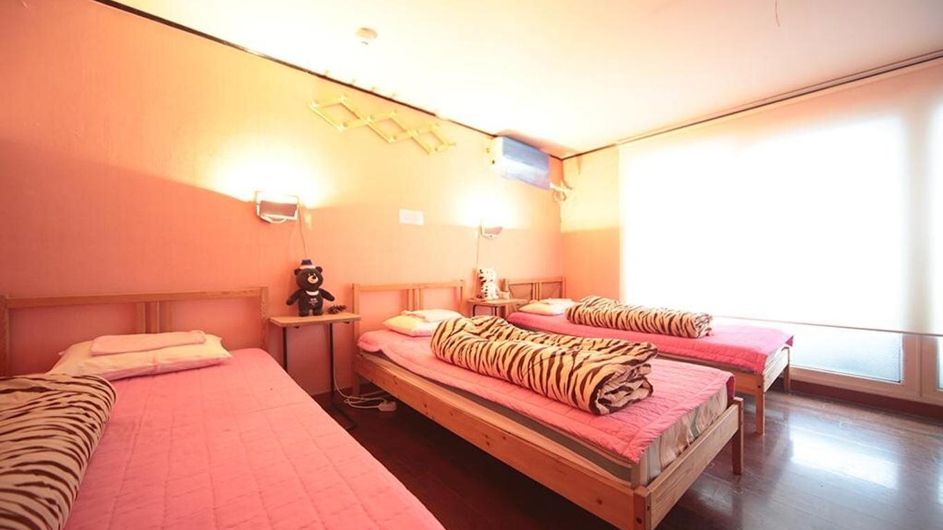 Comeinn Guesthouse Hongdae - Female Only