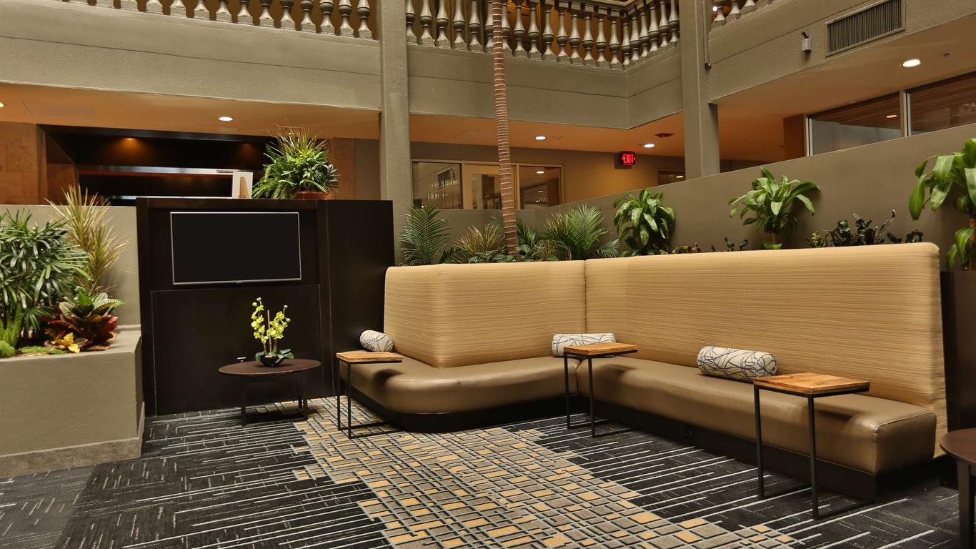 DoubleTree Suites by Hilton McAllen