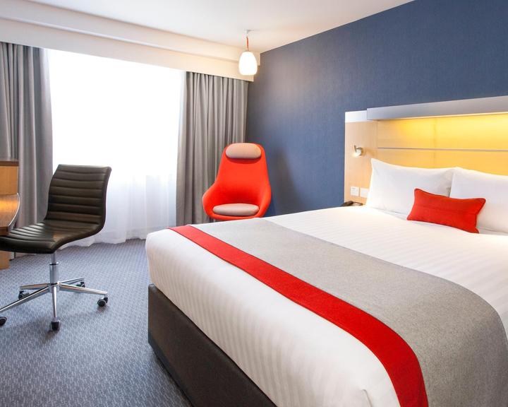 Holiday Inn Express London - Limehouse from ₱3,804. London Hotel Deals &  Reviews - KAYAK