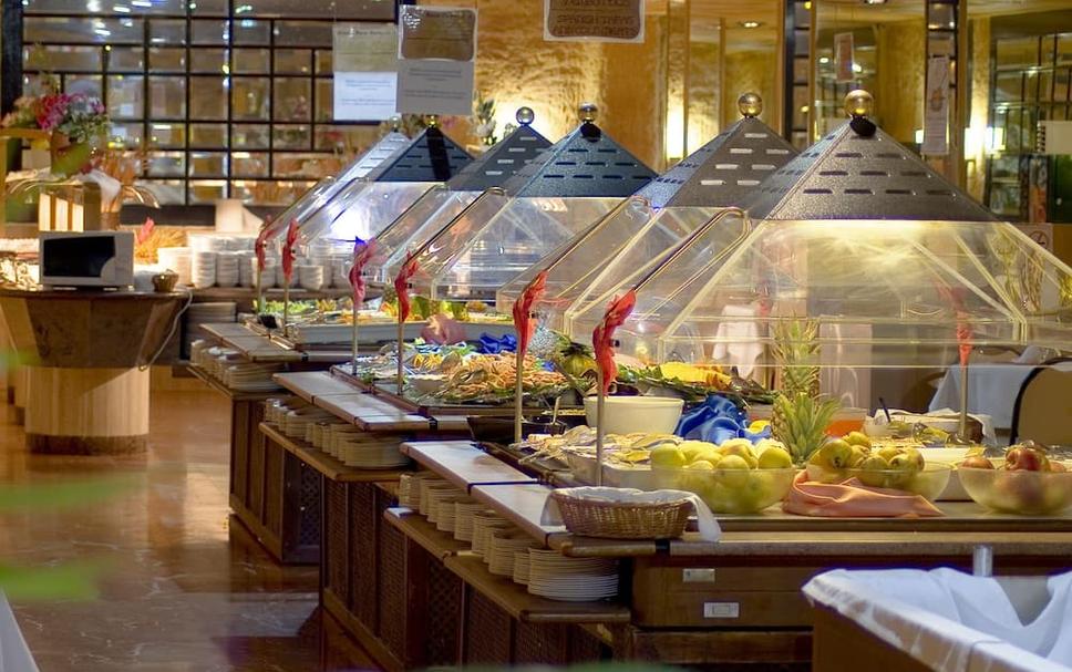 Buffet Photo