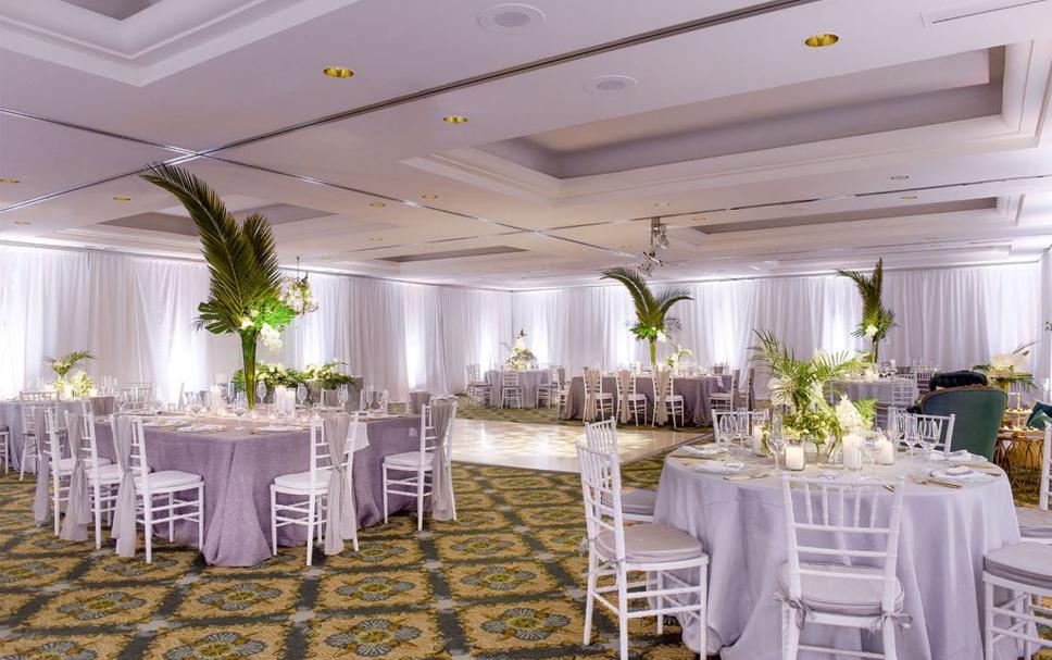 Banquet hall Photo